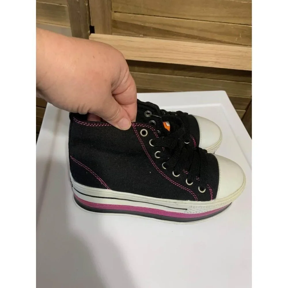 NWT Launch Retro 90s Style High Top Sneakers Girls Size 1 E3